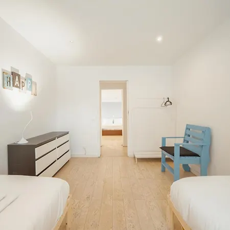Apartment Window Terrace & Jacuzzi House By Vacationy Porto