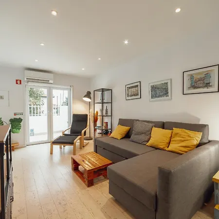 Apartment Porto Window Terrace & Jacuzzi House By Vacationy