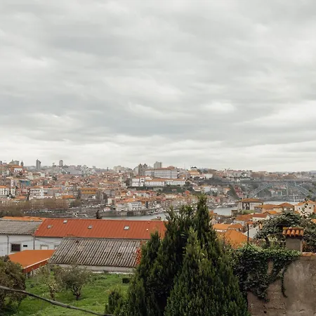 Porto Window Terrace & Jacuzzi House By Vacationy Bandeira